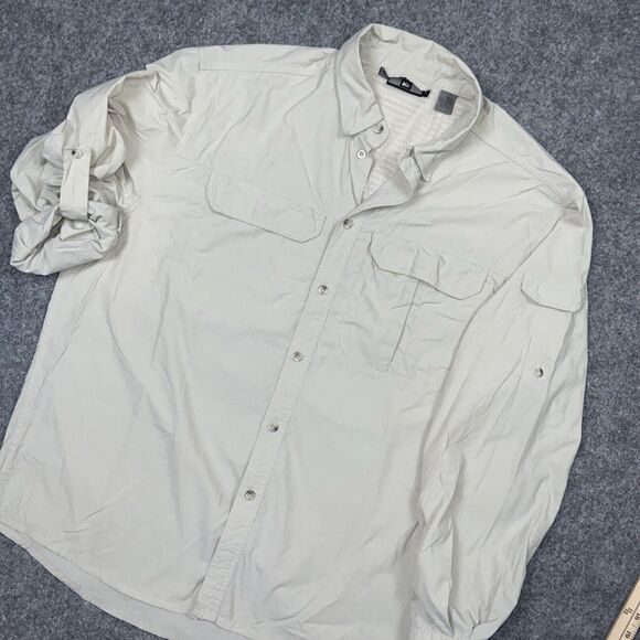 REI Shirt Mens L Beige Button Up Fishing Vented Causal Outdoors - Picture 12 of 13
